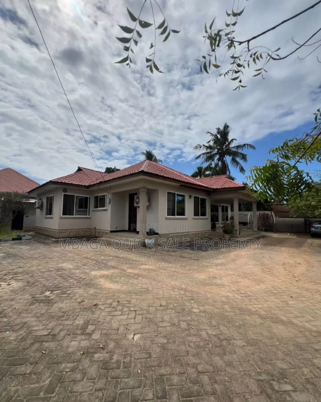 3bdrm House in Kunduchi Beach for sale