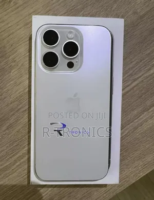 New Apple iPhone 15 Pro Max 256 GB White