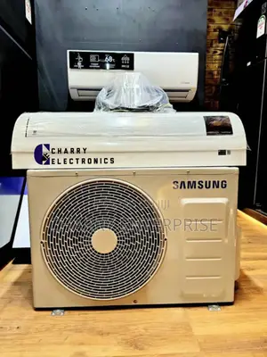 Samsung Wind Free Smart Air Conditioner/Ac Dig. Invt18000btu