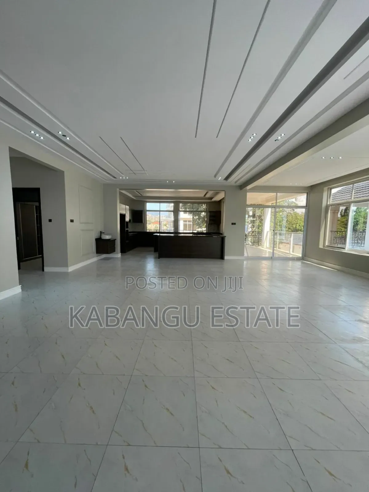 4bdrm Apartment in Oysterbay for rent