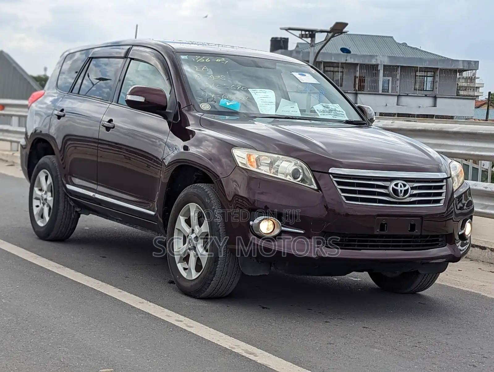 Toyota Vanguard 2010