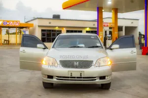 Toyota Mark II 2002 Silver
