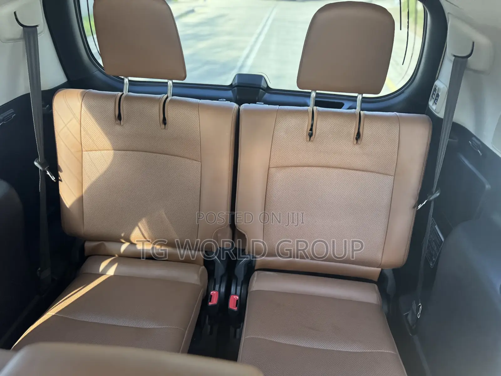 Toyota Land Cruiser Prado 2.8 2019 White