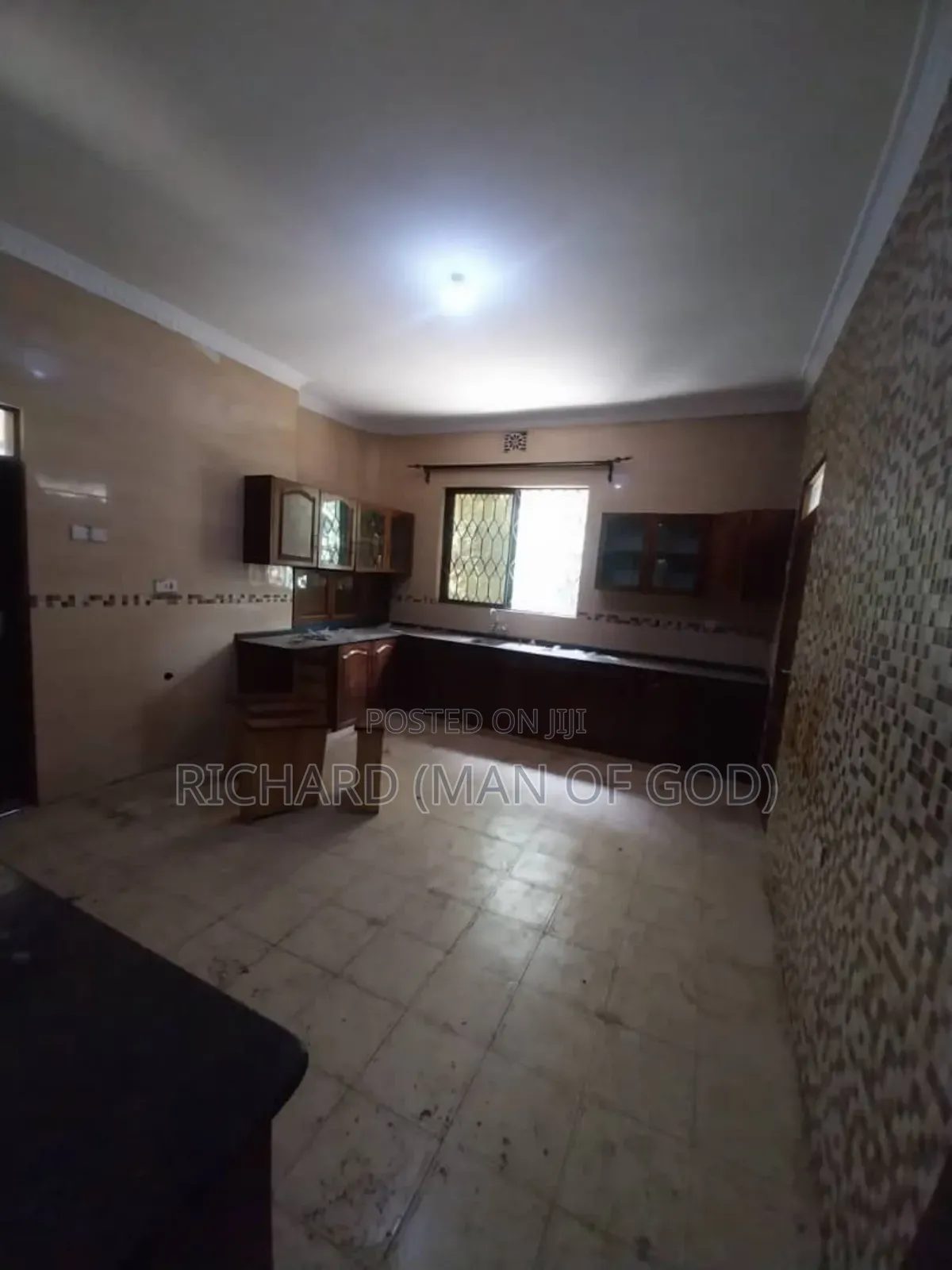 4bdrm Bungalow in Arusha for rent