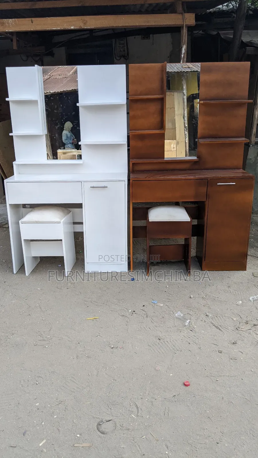 Drassing Table