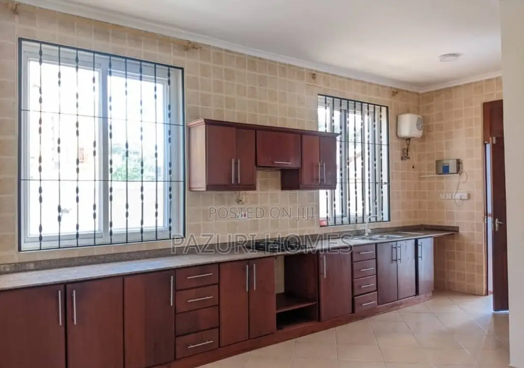 3bdrm Villa in Rainbow, Mbezi Beach for rent