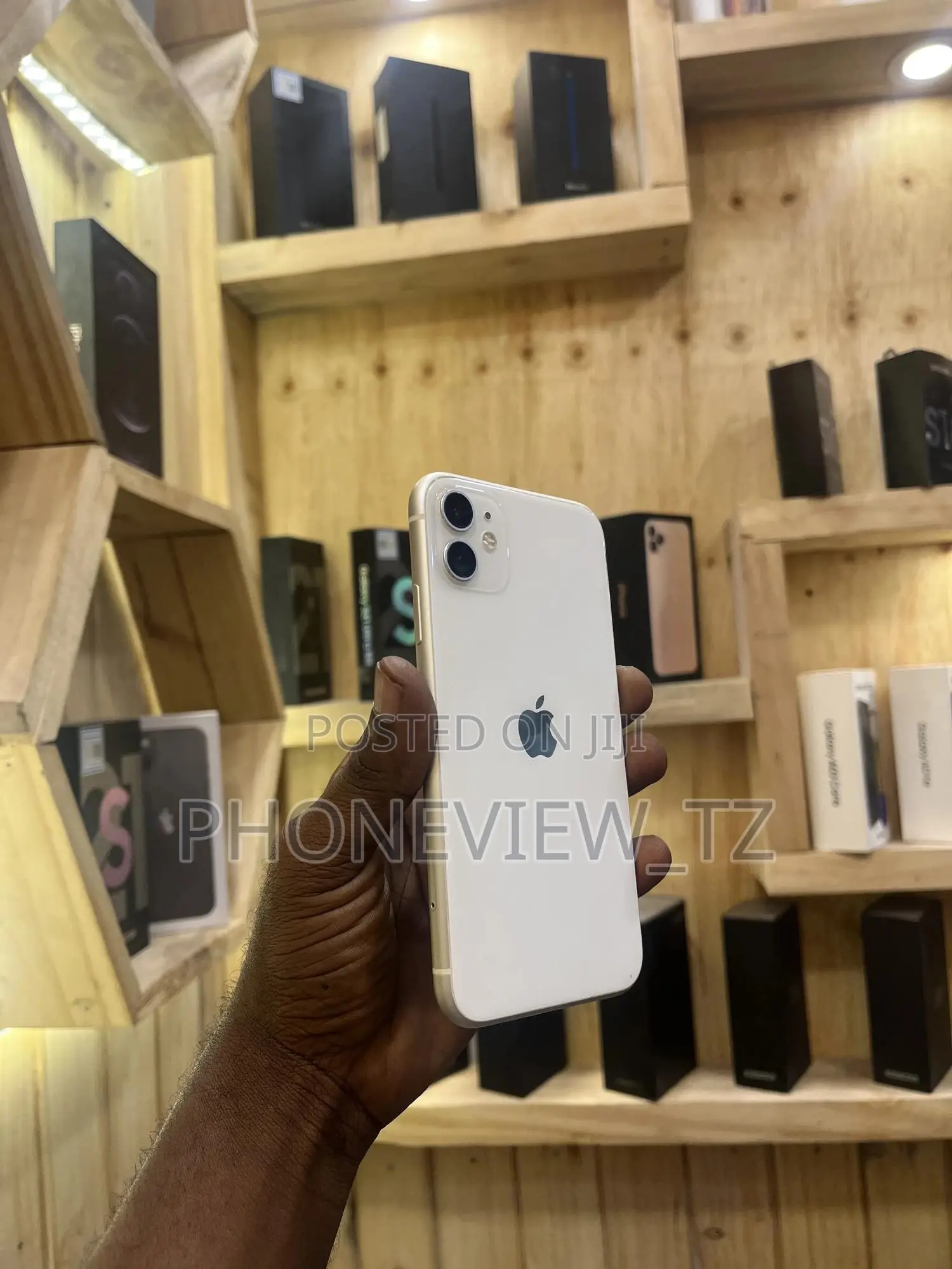Apple iPhone 11 64 GB White