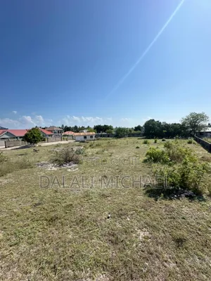 Plot for Sale Ununio.!?