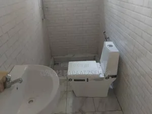 2bdrm Apartment in Dalalipapaatzseven, Bunju for rent