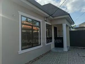 2bdrm Apartment in Dalalipapaatzseven, Bunju for rent