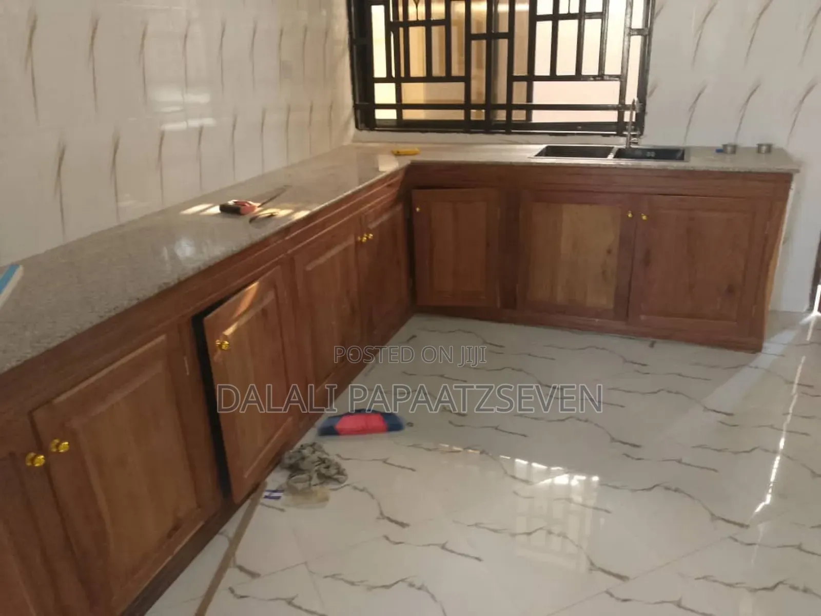 2bdrm Apartment in Dalalipapaatzseven, Bunju for rent