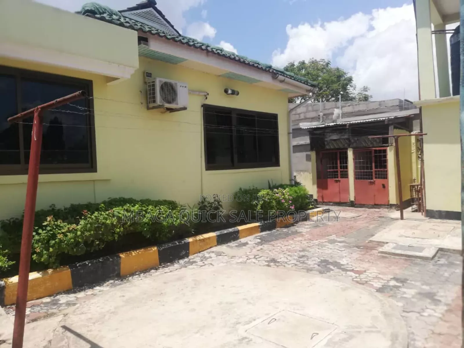 5bdrm House in Mbezi Beach Rain Bow for rent