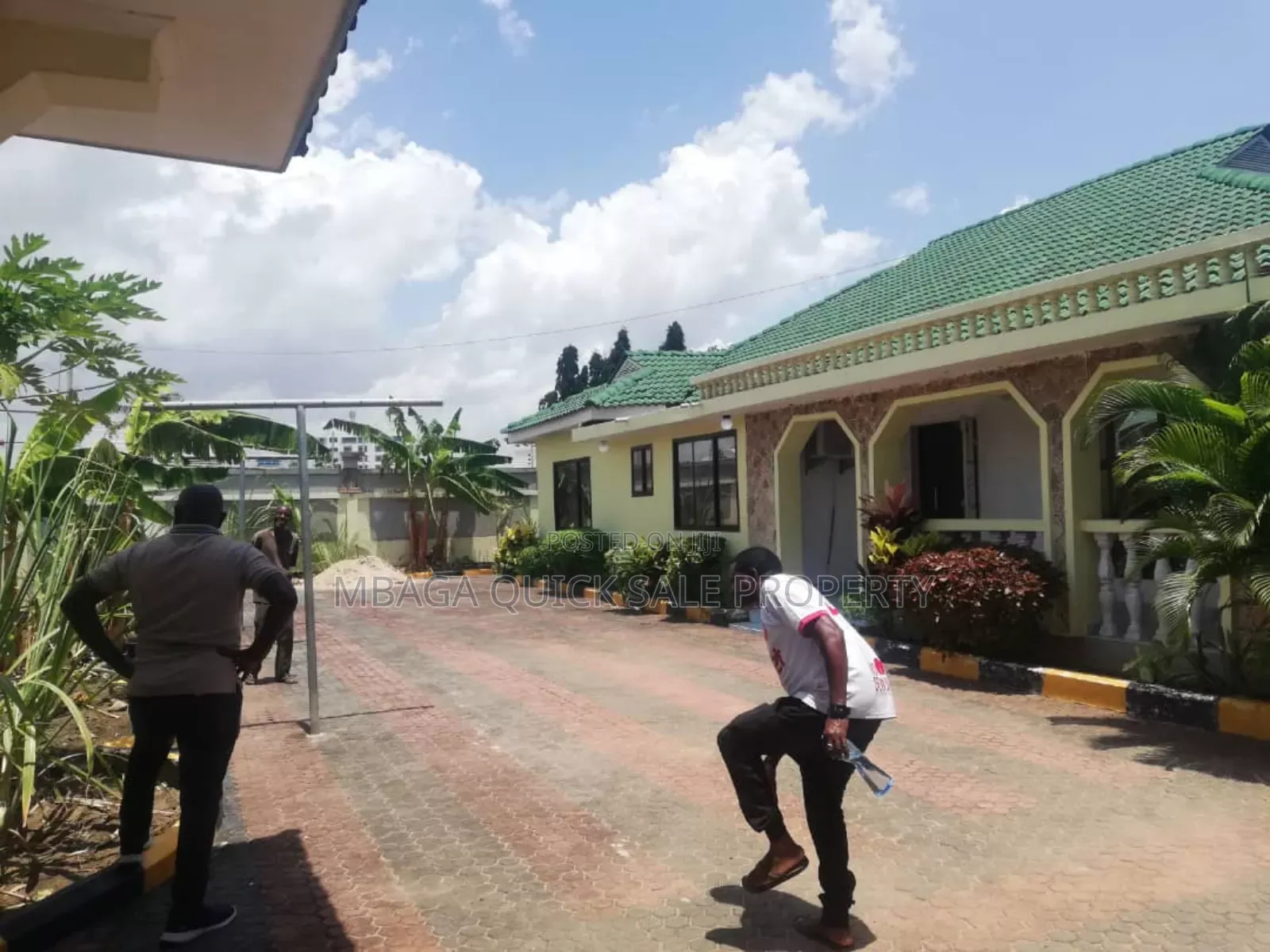 5bdrm House in Mbezi Beach Rain Bow for rent