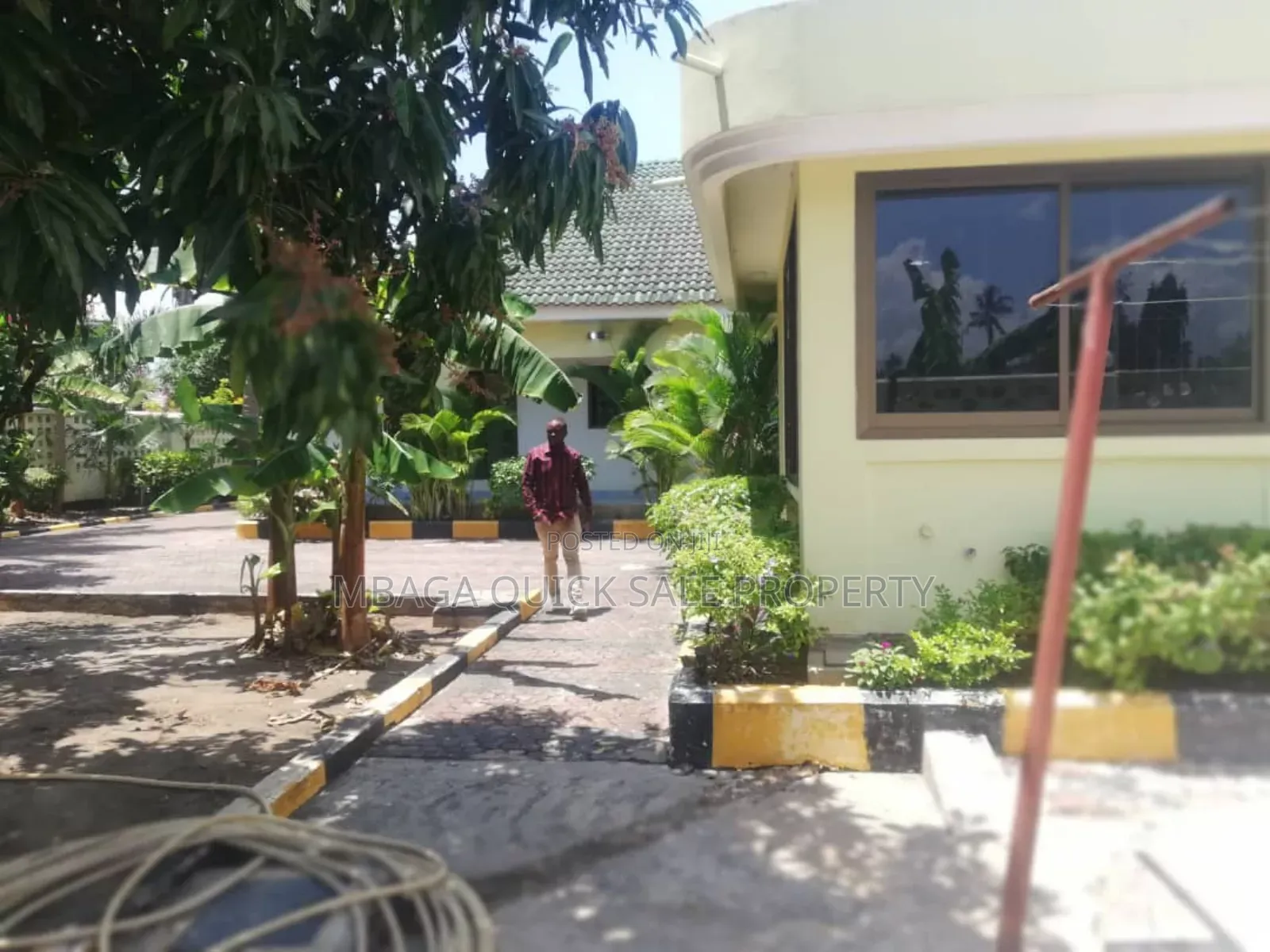 5bdrm House in Mbezi Beach Rain Bow for rent