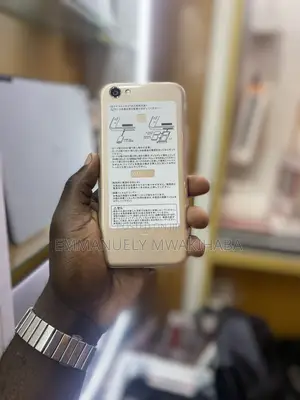 Sharp R1 64 GB Gold