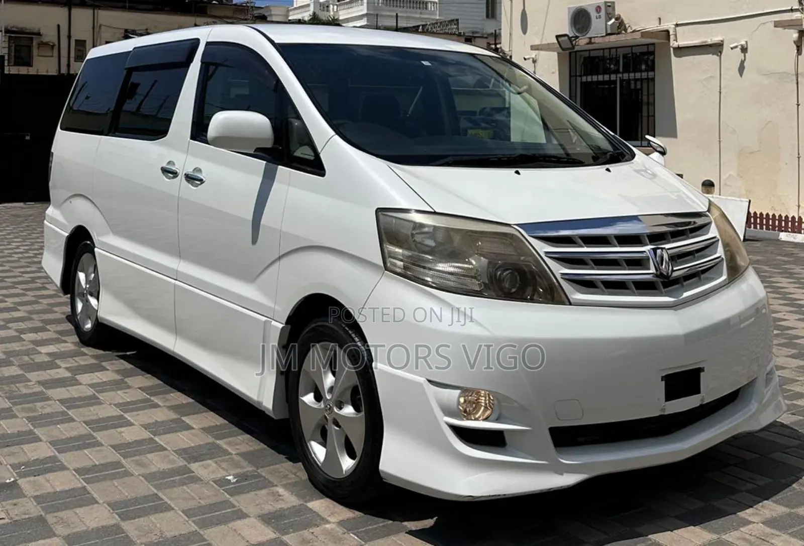 Toyota Alphard 2007 White