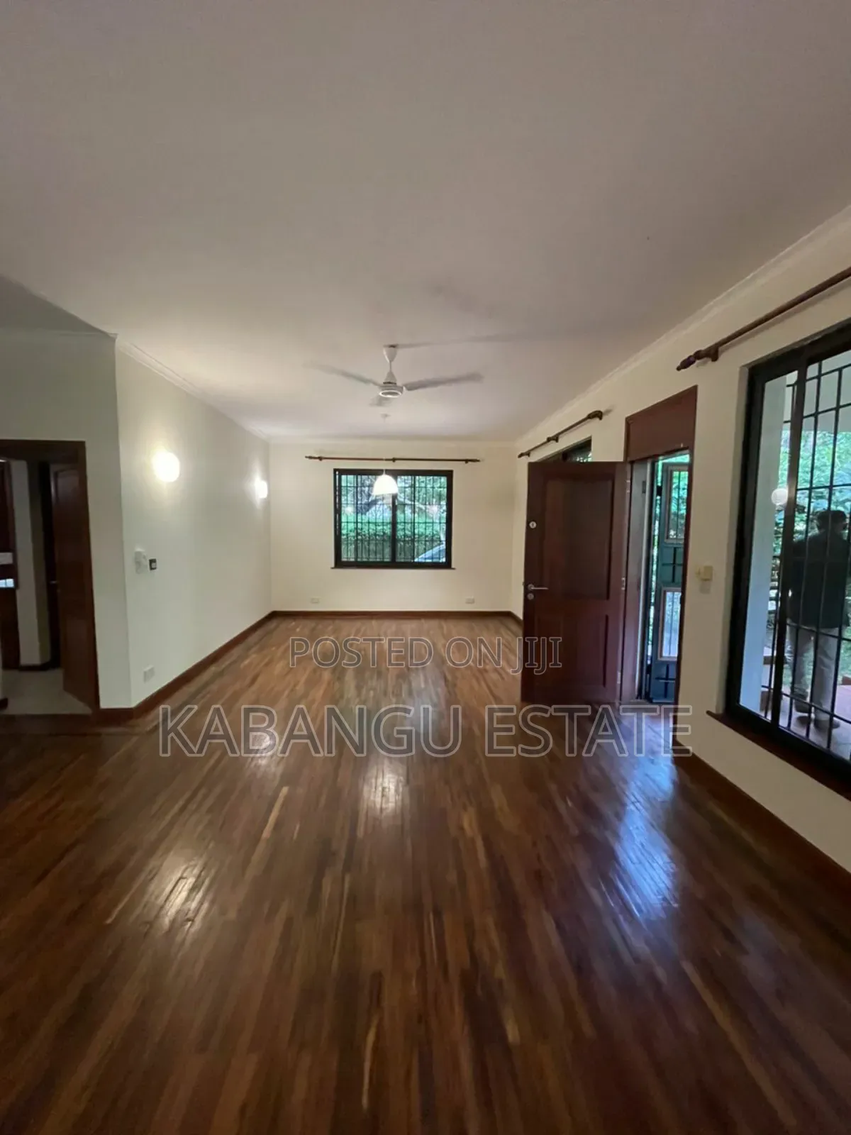 3bdrm House in Oysterbay for rent