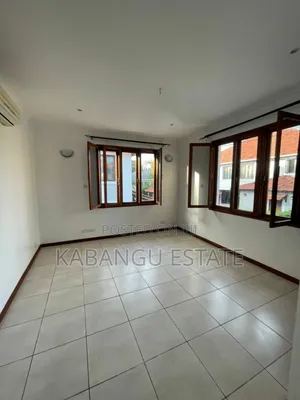 6bdrm Villa in Oysterbay for rent