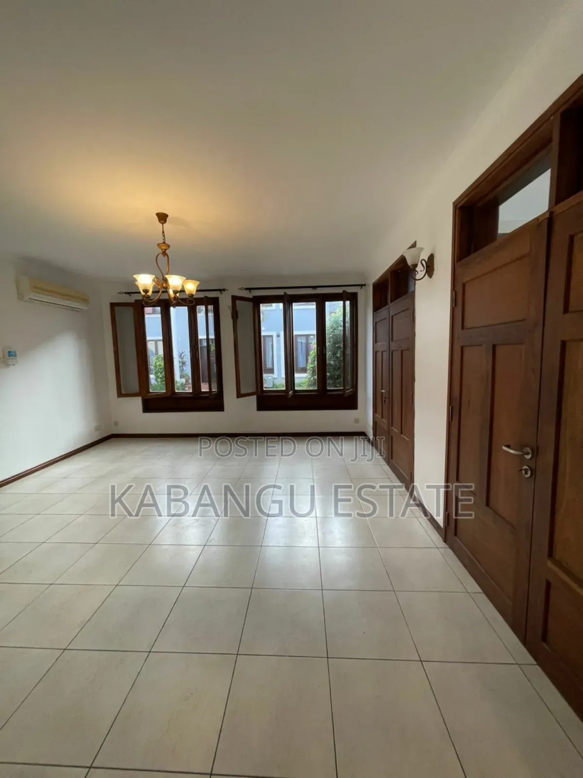 6bdrm Villa in Oysterbay for rent