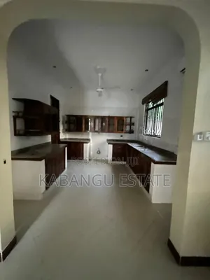 4bdrm House in Masaki for rent