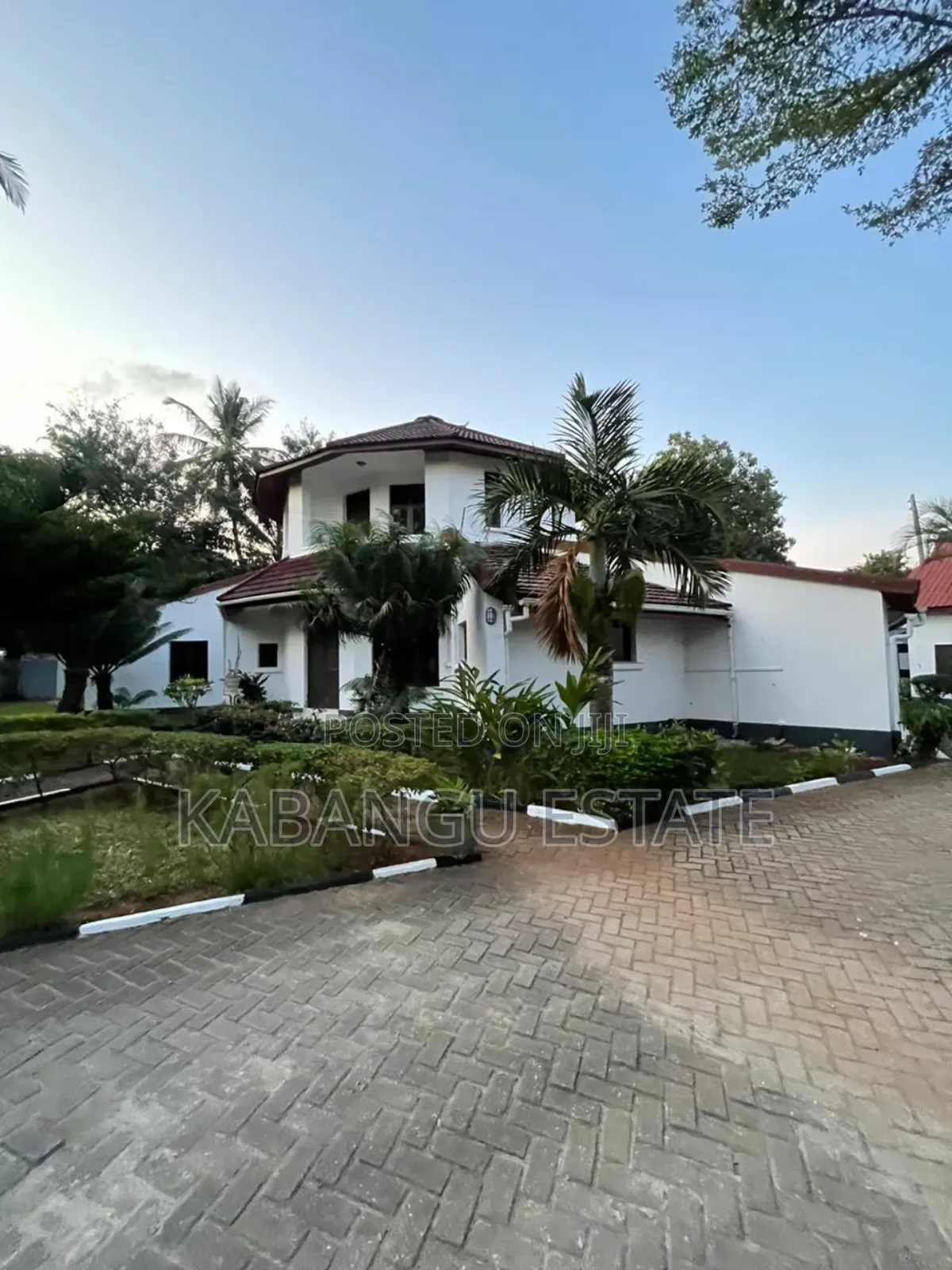 5bdrm House in Mikocheni for rent