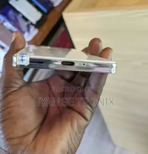Sharp Aquos zero6 128 GB White