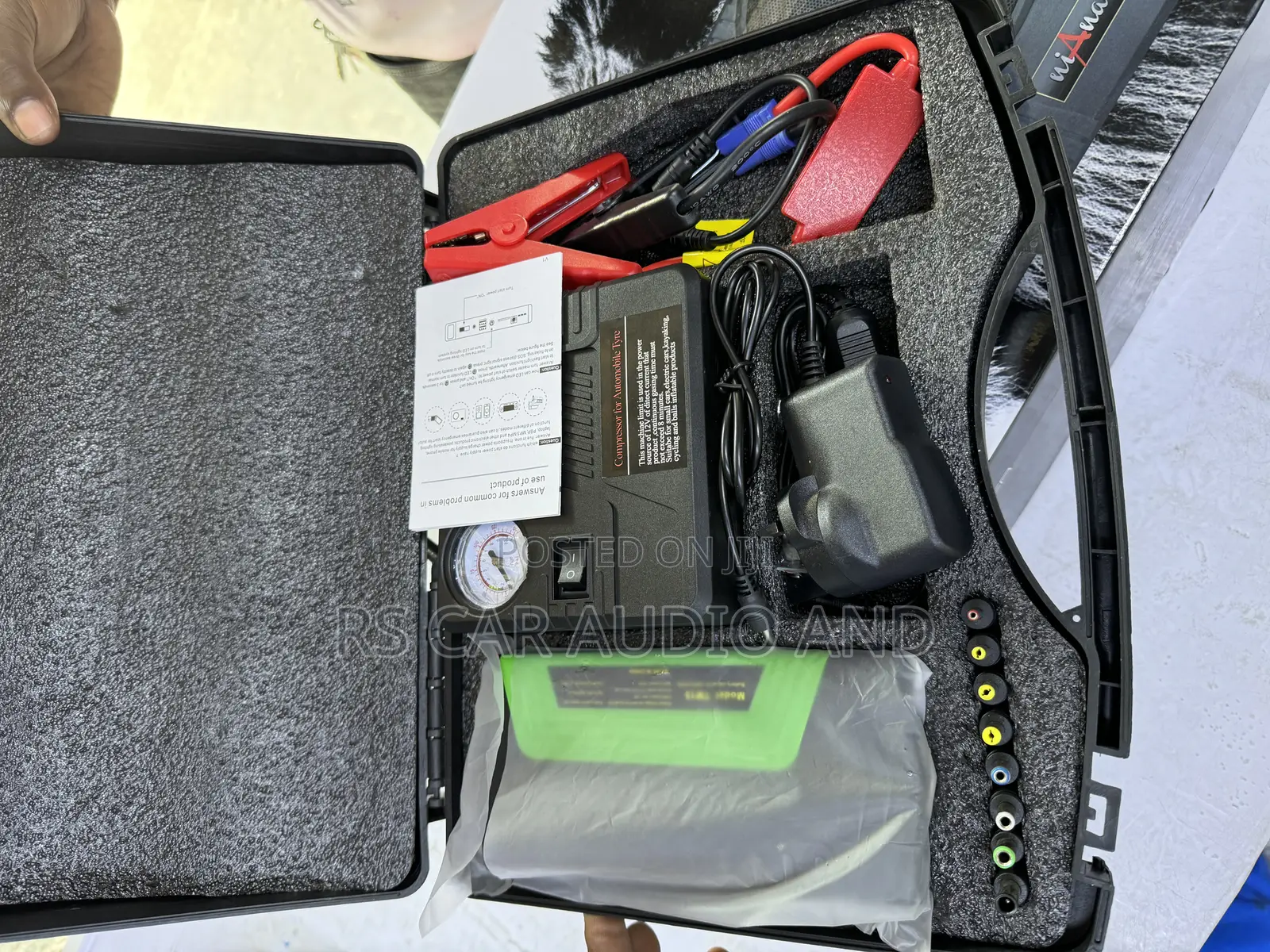 Car Battery Jump Starter