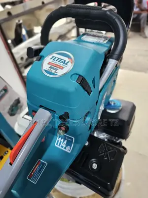 Total Gasoline Chain Saw 24"