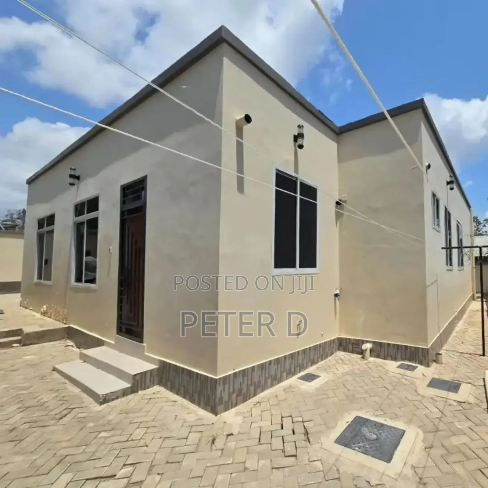 3bdrm House in Goba for sale