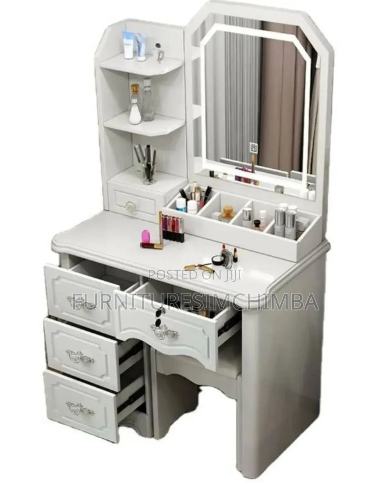 Drassing Table