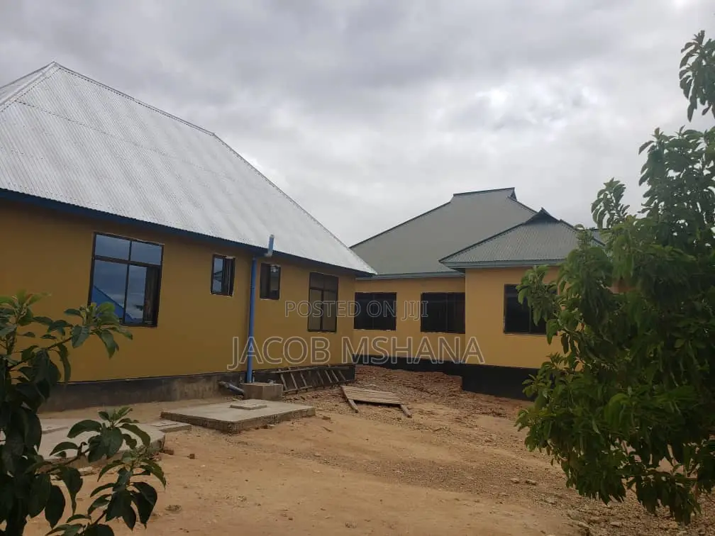 5bdrm Apartment in Iringa Municipal for sale