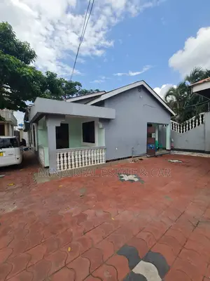 6bdrm House in Tabata for sale