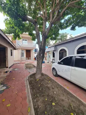 6bdrm House in Tabata for sale