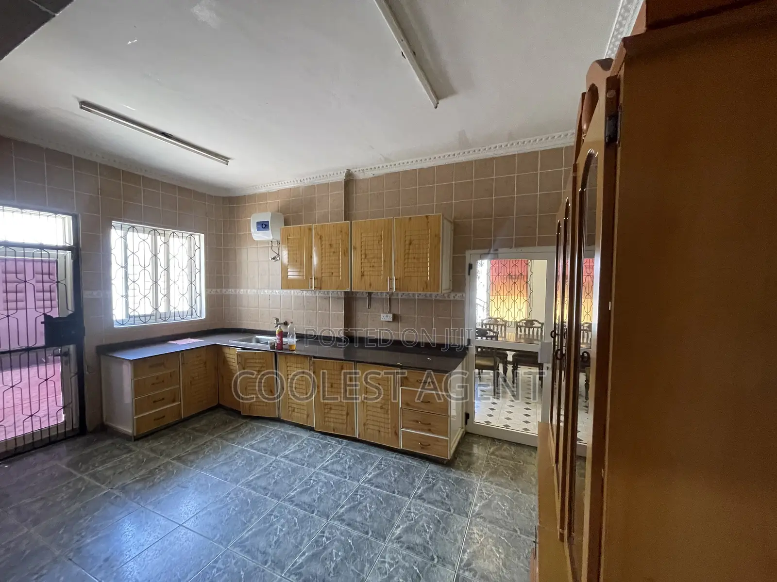4bdrm Apartment in Mikocheni, Kinondoni for rent
