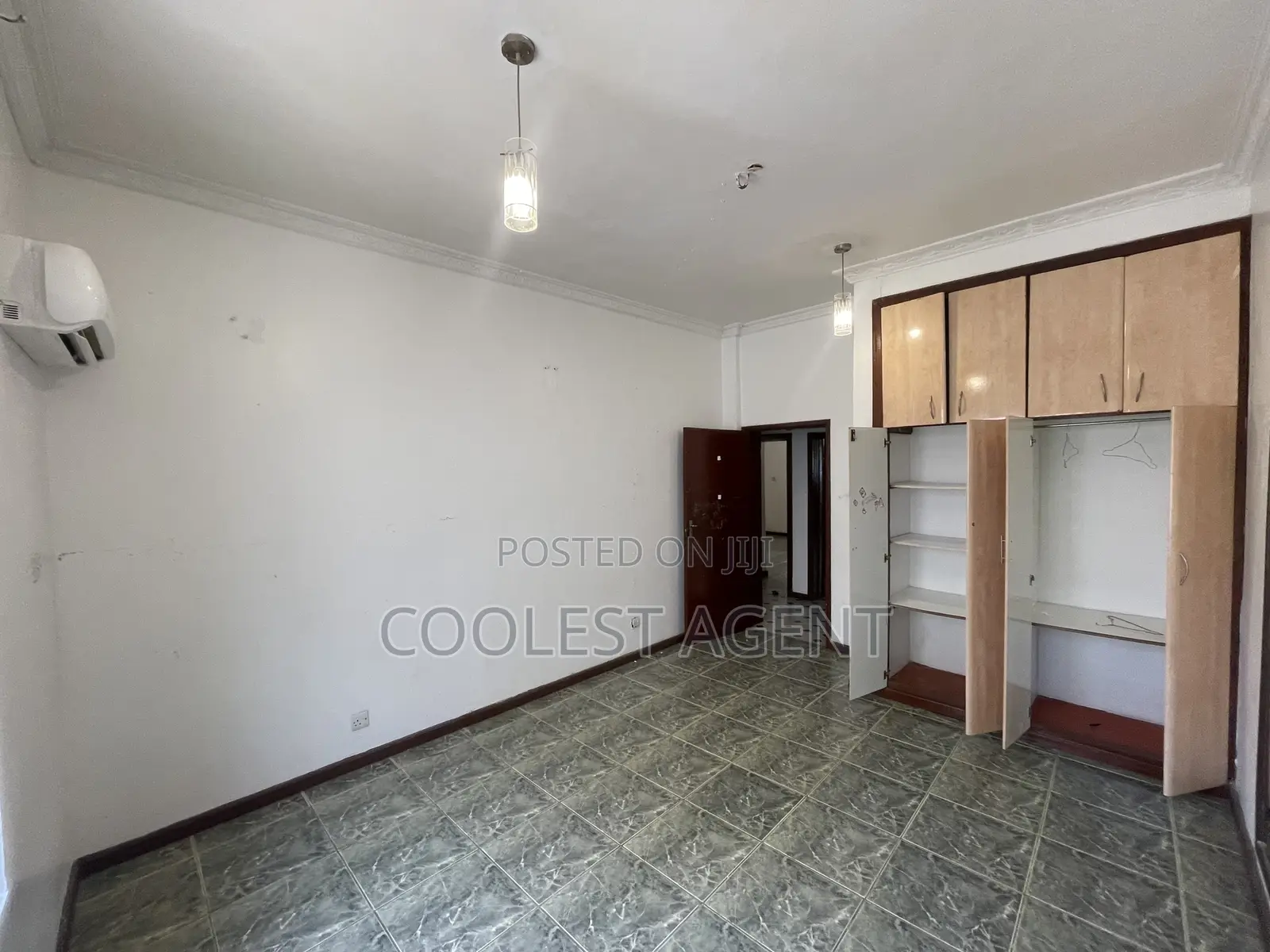 4bdrm Apartment in Mikocheni, Kinondoni for rent