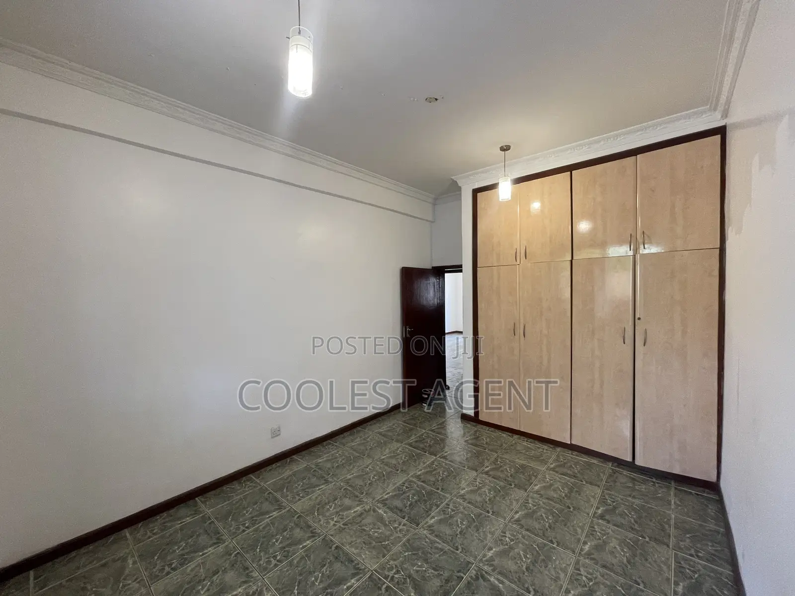 4bdrm Apartment in Mikocheni, Kinondoni for rent