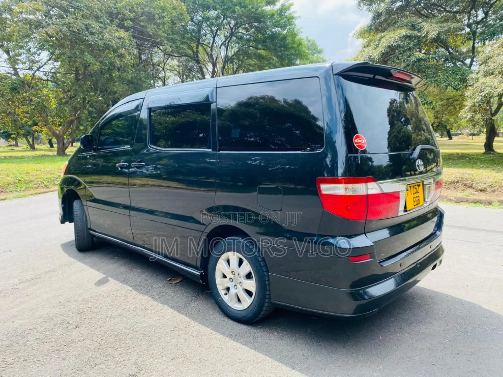 Toyota Alphard 2004 Black