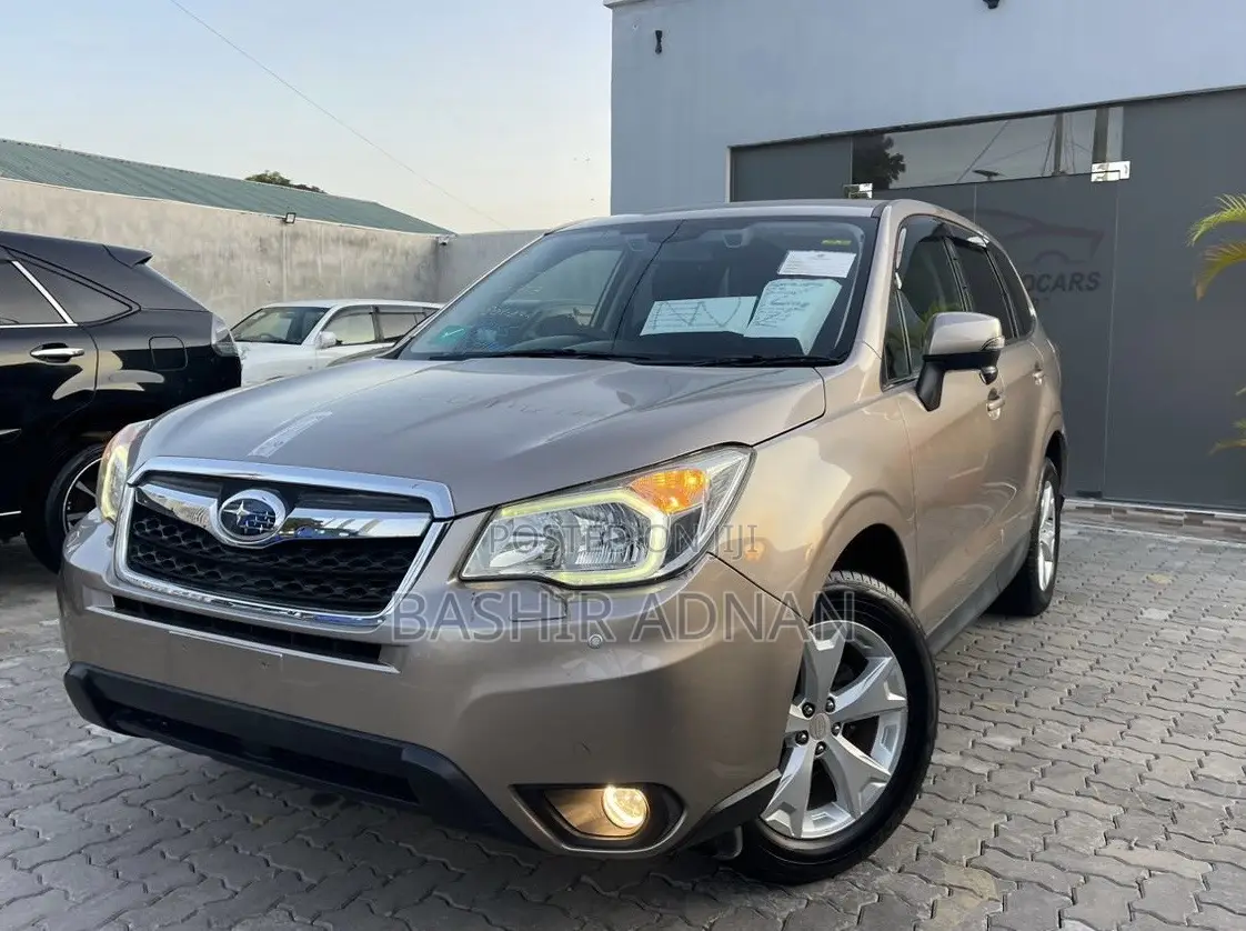 Subaru Forester 2013 Gold