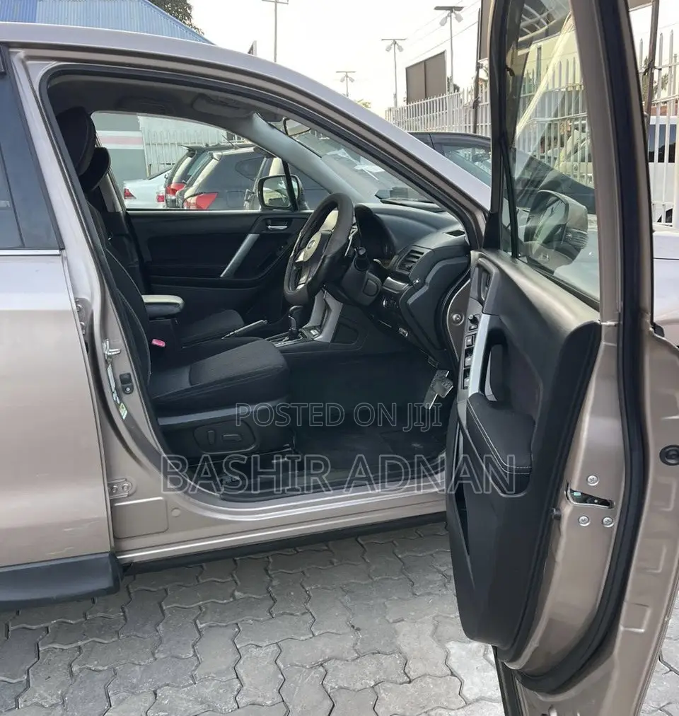 Subaru Forester 2013 Gold