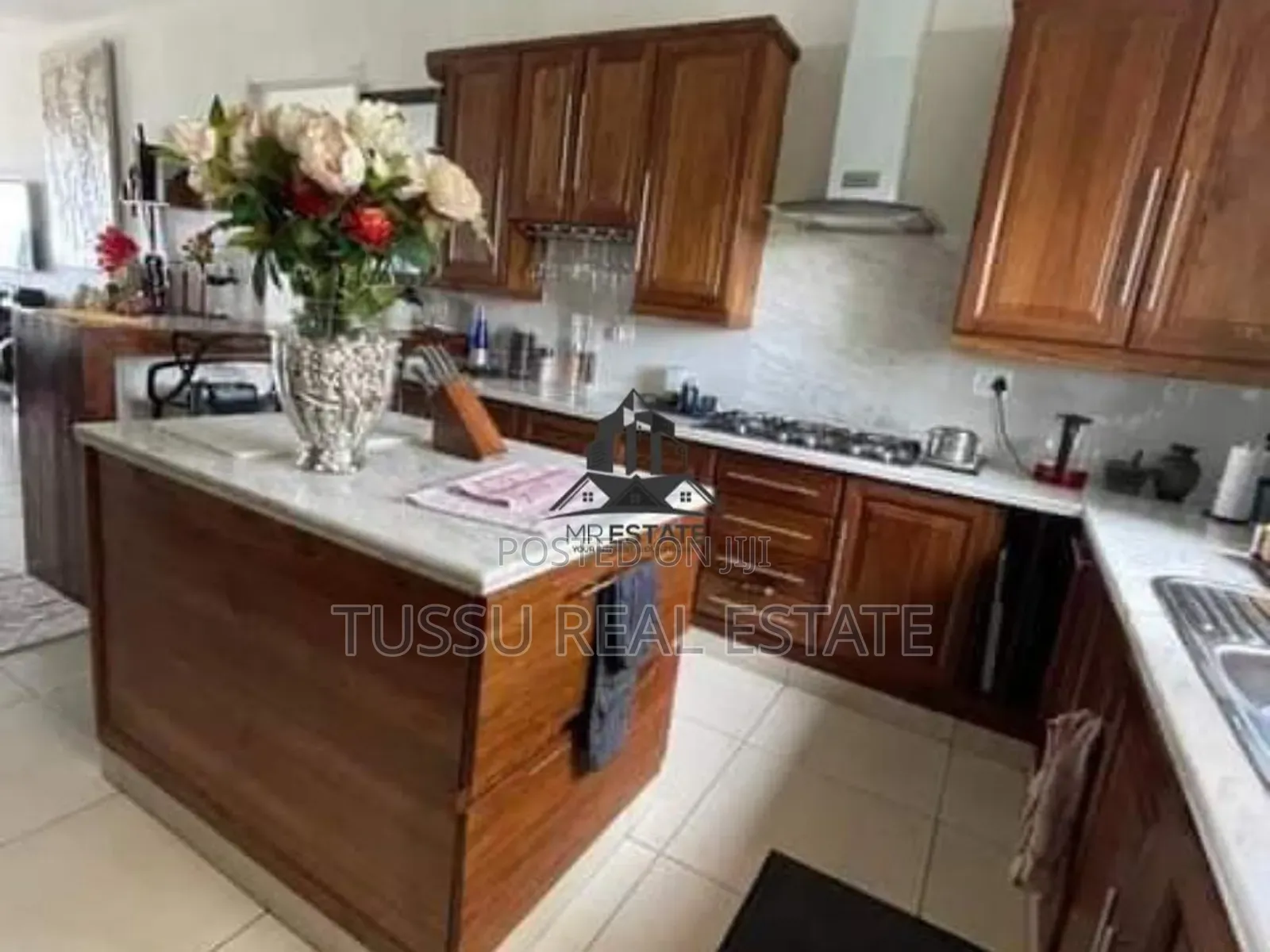 4bdrm House in Kunduchi Beach ⛱️ for sale