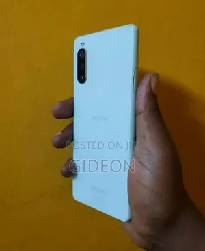 Sony Xperia 10 II 64 GB White