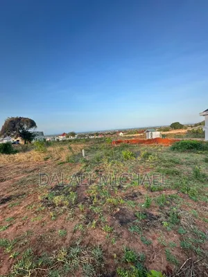 700 SQMS Plot for Sale