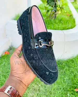 Viatu Vya Ngozi Vya Louis Vuitton