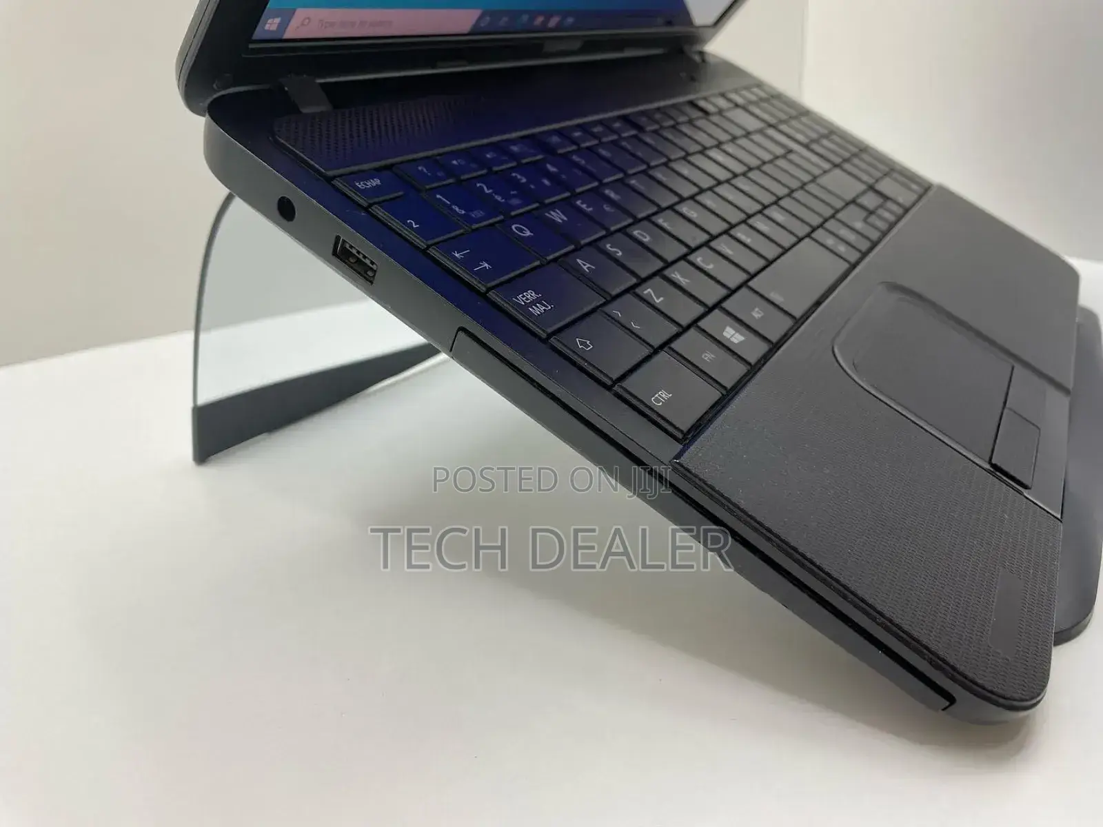 Laptop Toshiba Satellite C850 4GB Intel HDD 500GB