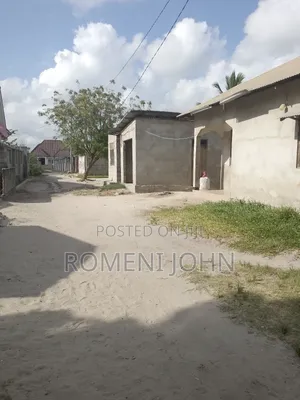 13bdrm Apartment in Tanzania Daresalaam, Ilala for sale