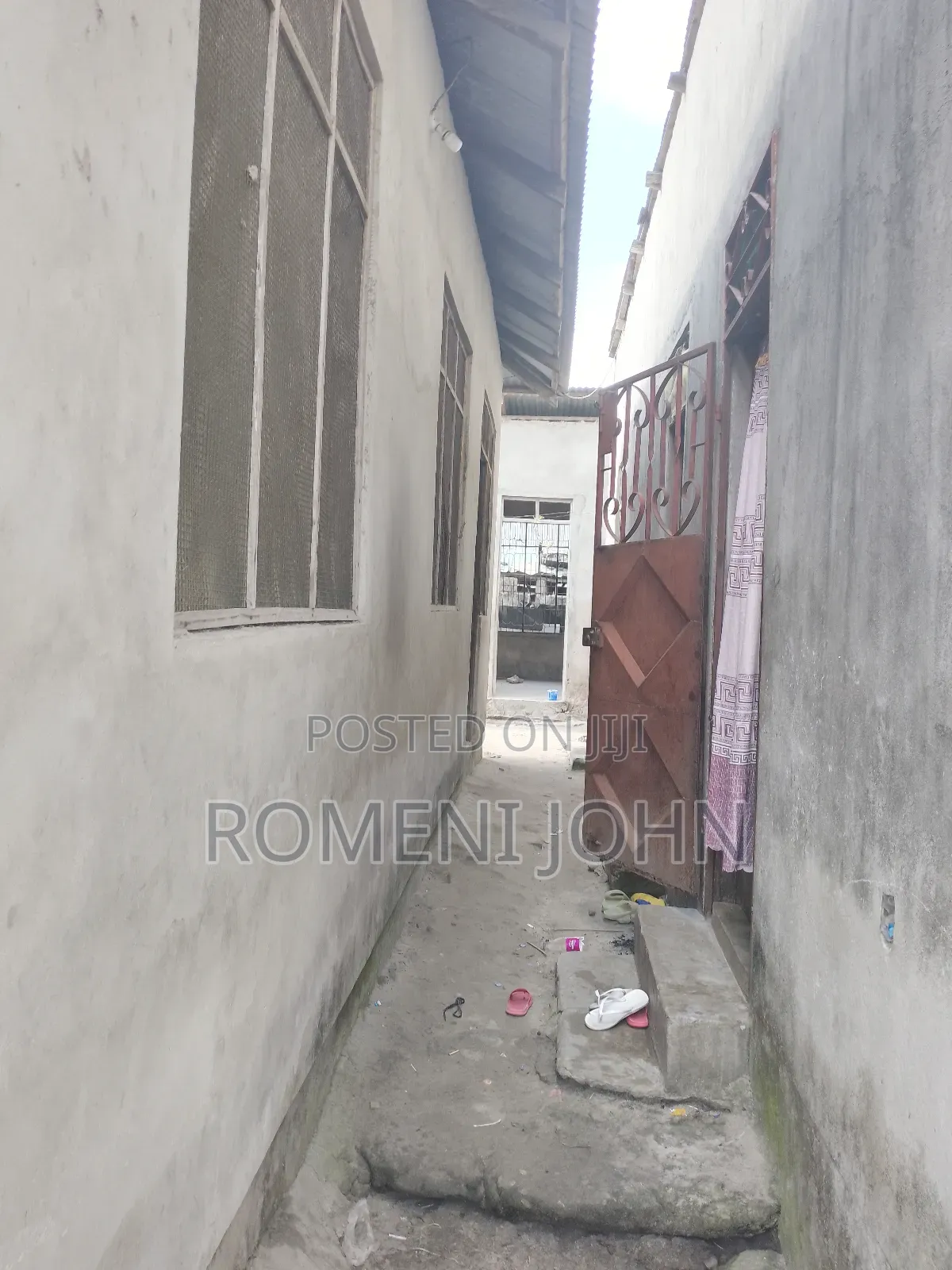 13bdrm Apartment in Tanzania Daresalaam, Ilala for sale