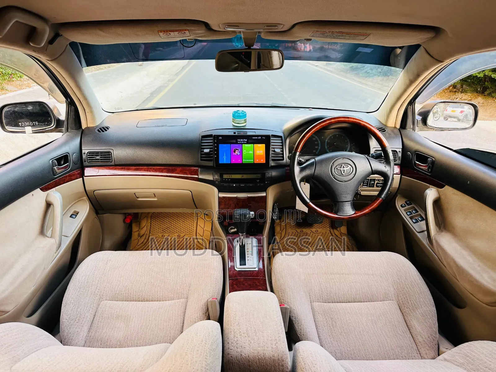 Toyota Premio 2004 Gold
