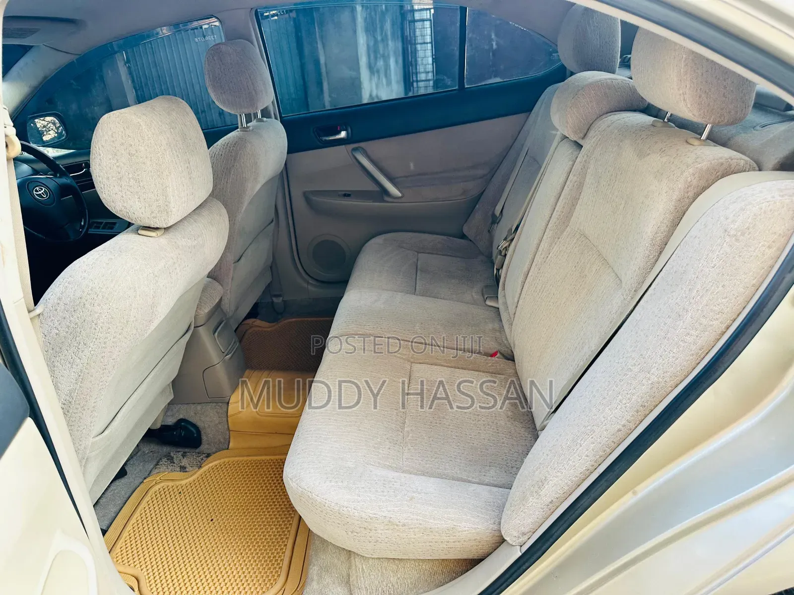 Toyota Premio 2004 Gold