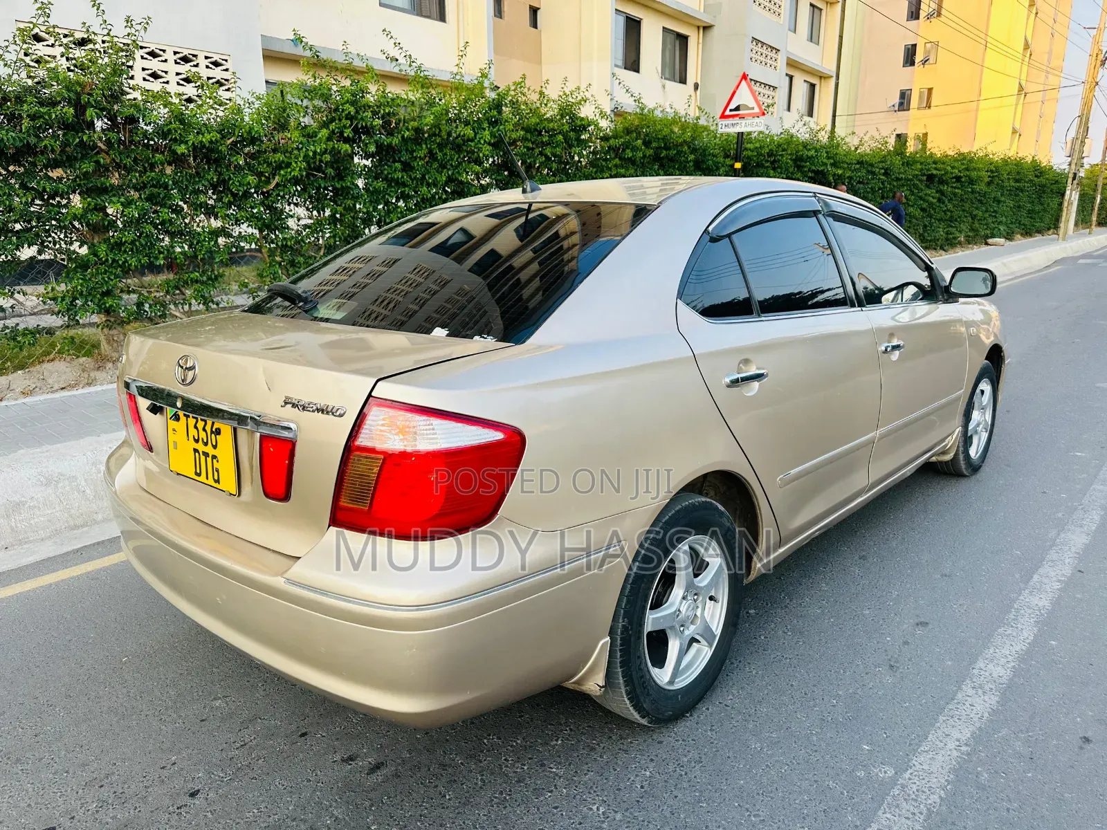 Toyota Premio 2004 Gold