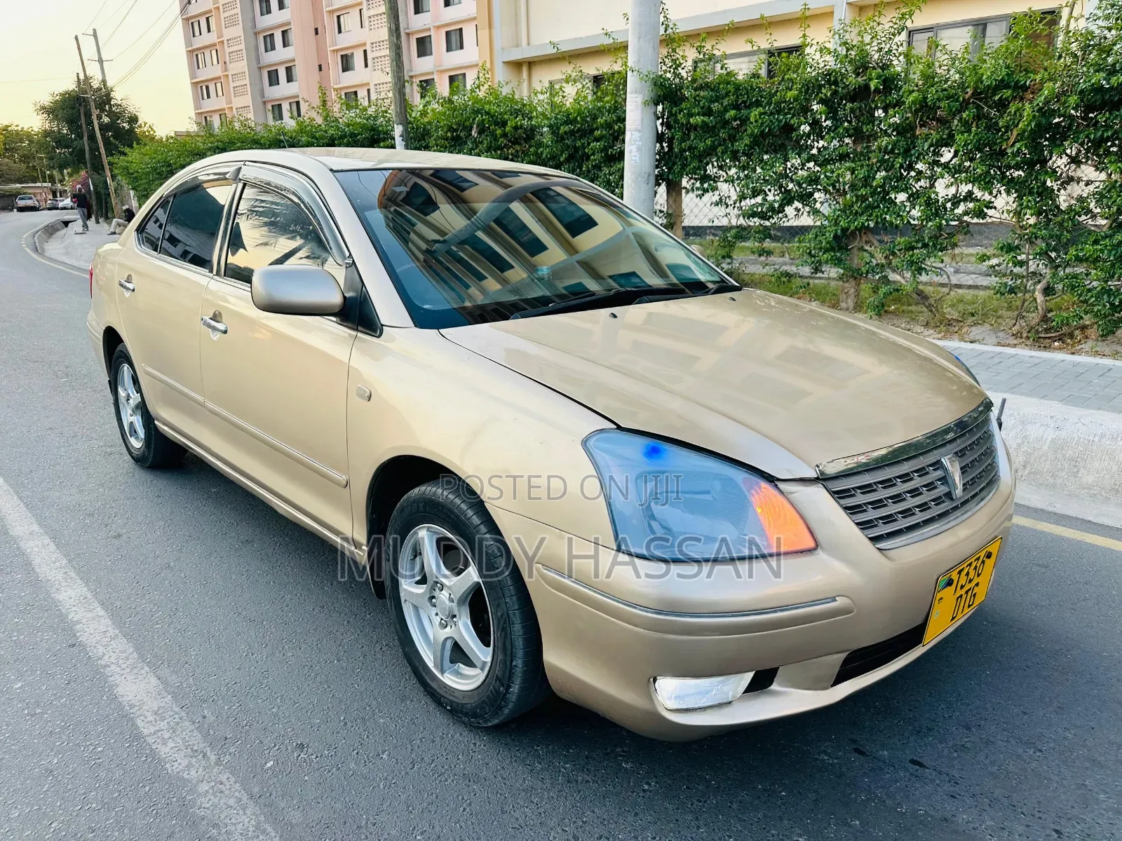Toyota Premio 2004 Gold